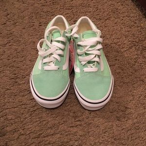 VANS LOT 1y